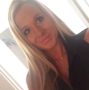 Meet your Posher, Feather